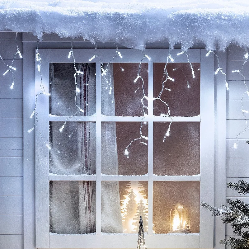Twinkling String Lights for a Magical AtmosphereCore Connect 28m 896 White Connectable Icicle Lights Clear Cable Twinkling String Lights for a Magical AtmosphereCore Connect 28m 896 White Connectable Icicle Lights Clear Cable