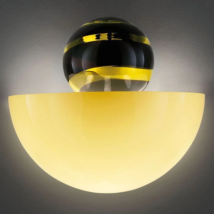 Chandeliers with Adjustable Height for Custom InstallationAbaco Amber, Black & Yellow Glass Sphere Wall Light From Venini Chandeliers with Adjustable Height for Custom InstallationAbaco Amber, Black & Yellow Glass Sphere Wall Light From Venini