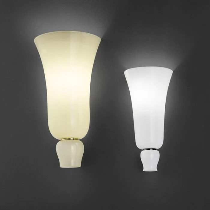 Chandeliers with Candle - Style Bulbs for a Classic AestheticAnni Trenta Straw Yellow Or White Glass Uplighter From Venini Chandeliers with Candle - Style Bulbs for a Classic AestheticAnni Trenta Straw Yellow Or White Glass Uplighter From Venini