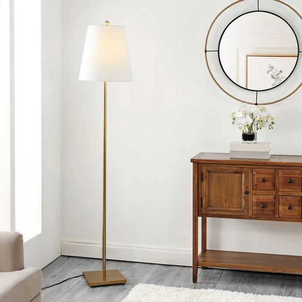USB Charging Port Floor Lamp for Convenient Device ChargingSafavieh Geralt Floor Lamp - Gold USB Charging Port Floor Lamp for Convenient Device ChargingSafavieh Geralt Floor Lamp - Gold