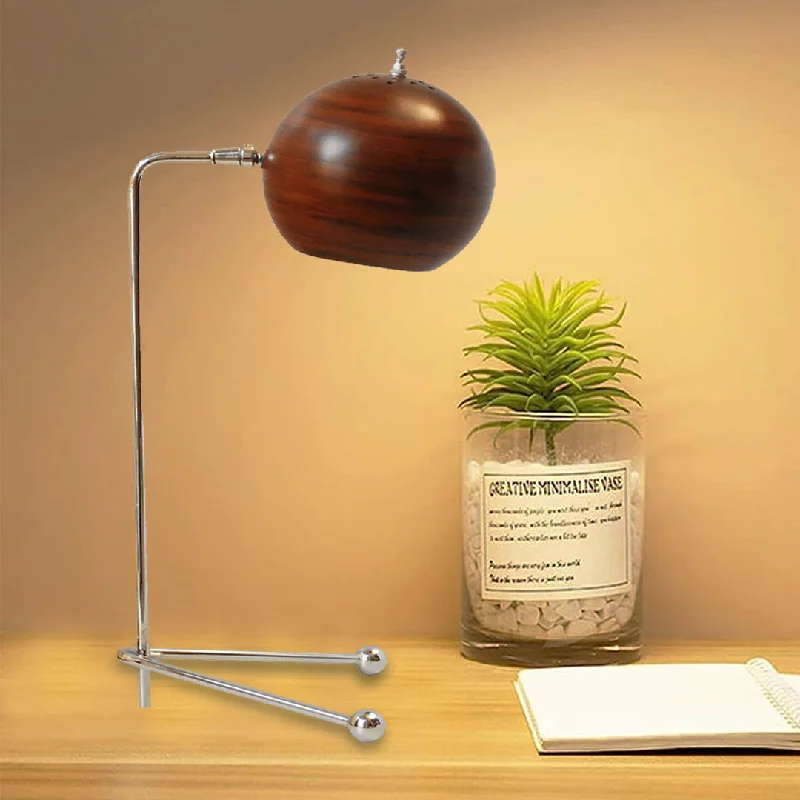 crystal table lamps with dazzling prisms for a glamorous effectEyeball DRL